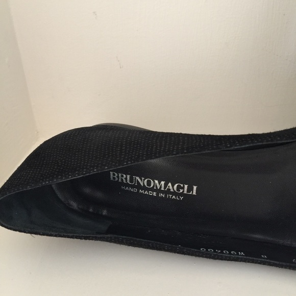 Italian made BRUNO MAGLI Suede Peep Toe Flats - Picture 4 of 5